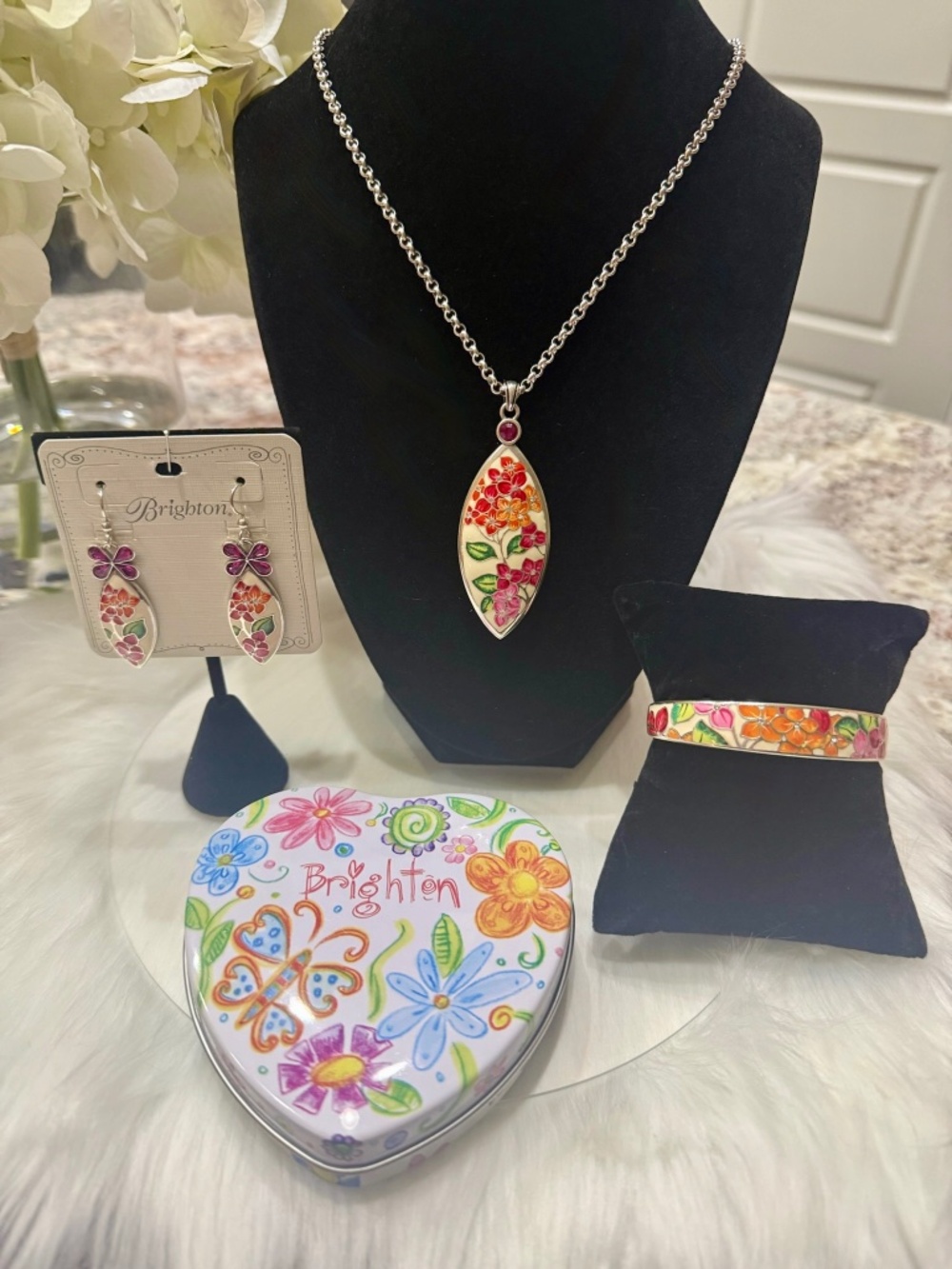Brighton Hamptons Set NWT  RETAIL $404